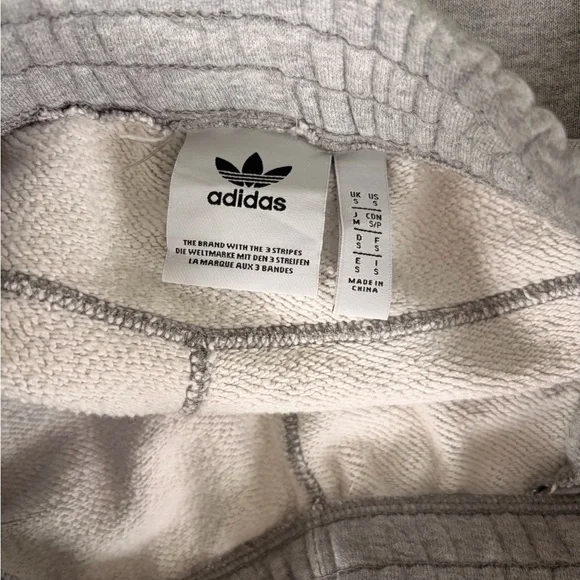ADIDAS sweatpants - Picture 4 of 4